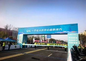 守土有责，也别“与民争利”——大方哥聊聊广电传统媒体的“双重面孔”     原创      盐小圈  yan6.com