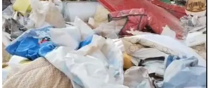 盐城怡和园小区垃圾成堆