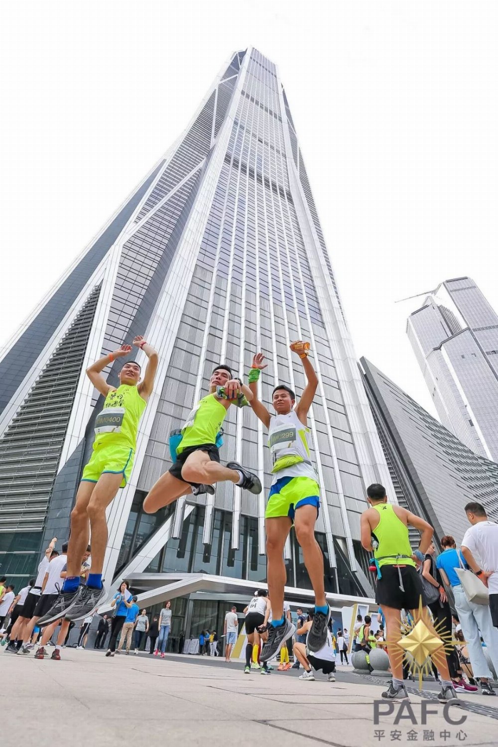 yan6-news-climb2.jpg