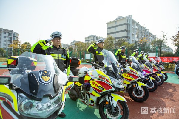 yan6-news-traffic1.jpg